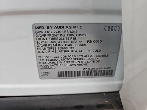 Used 2023 Audi Q4 e-tron Premium Plus w/ Premium Plus image 39