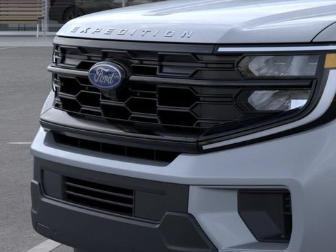 New 2026 Ford Expedition Active AWD/4WD image 17