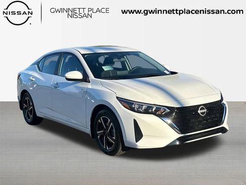 New 2025 Nissan Sentra SV image 3