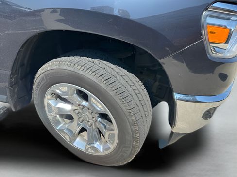 Used 2019 RAM 1500 Big Horn AWD/4WD image 2