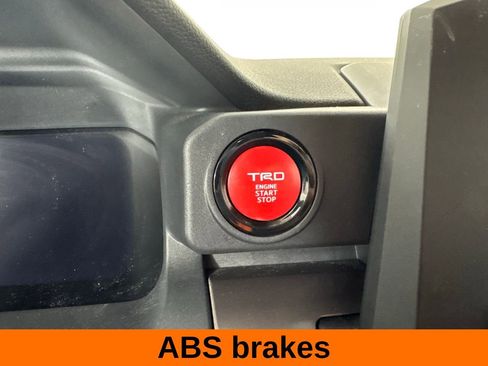 Used 2025 Toyota Tacoma TRD Sport AWD/4WD image 15