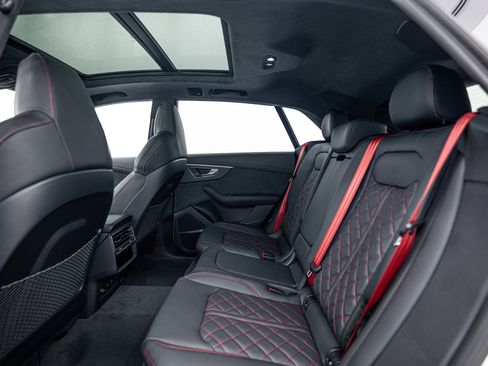 New 2026 Audi SQ8 Prestige image 19