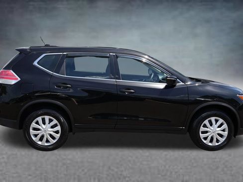 Used 2016 Nissan Rogue S AWD/4WD image 2