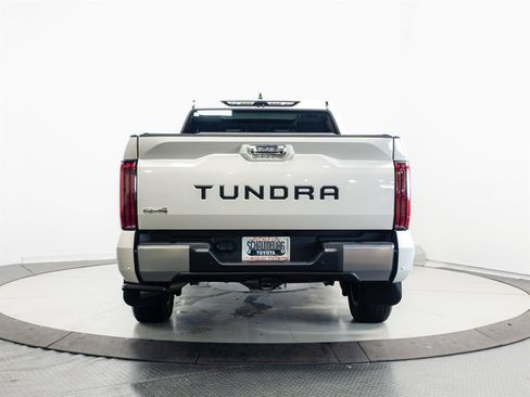 Used 2023 Toyota Tundra Limited AWD/4WD image 10