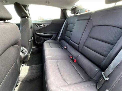 Used 2024 Chevrolet Malibu LT image 24