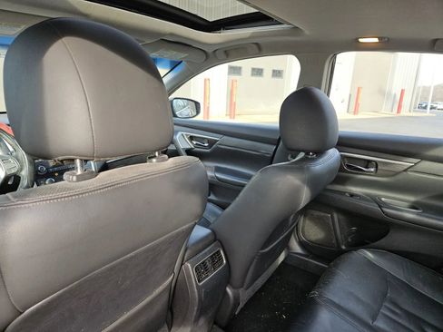 Used 2013 Nissan Altima 3.5 SL image 9