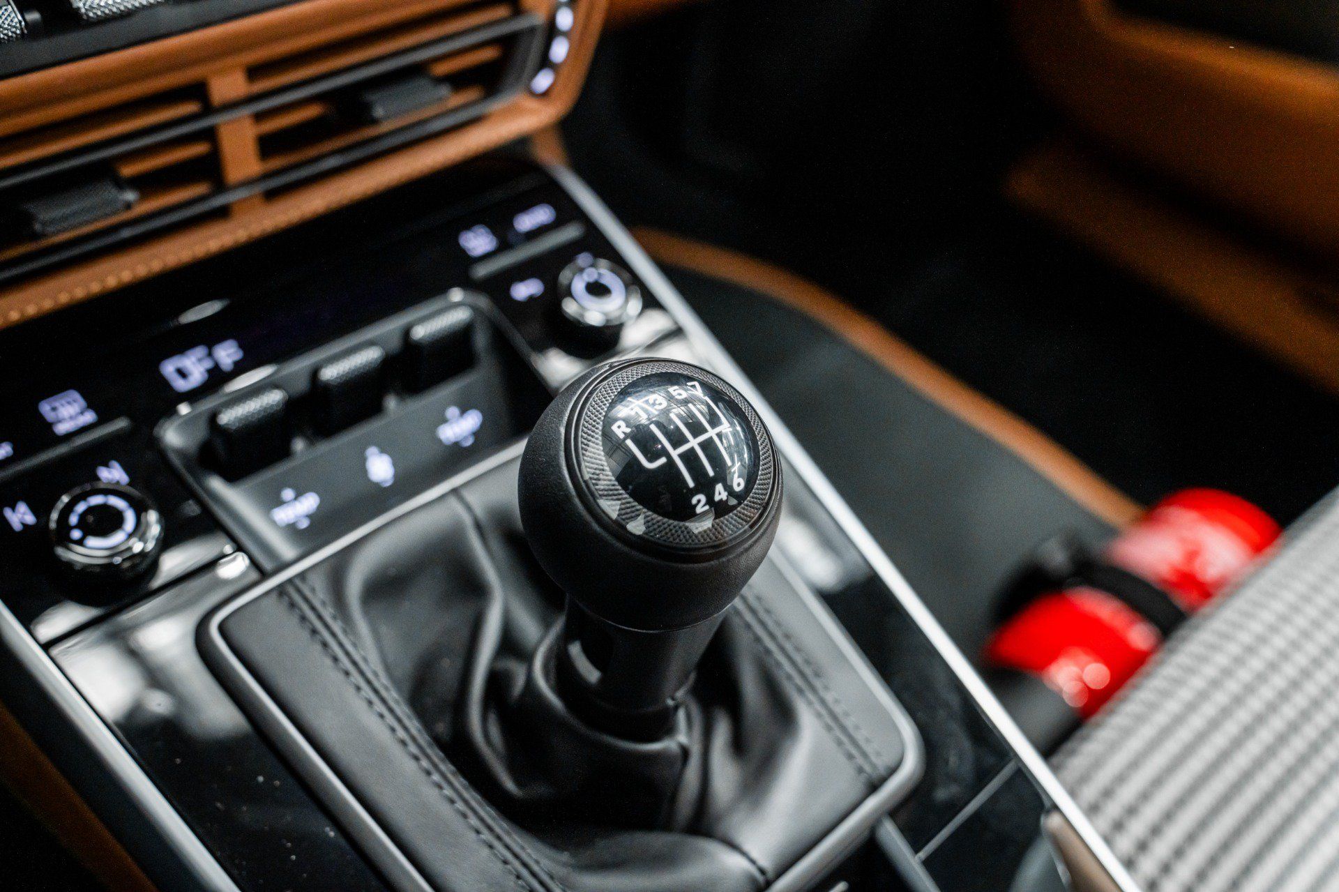 Used 2023 Porsche 911 Sport Classic RWD image 28