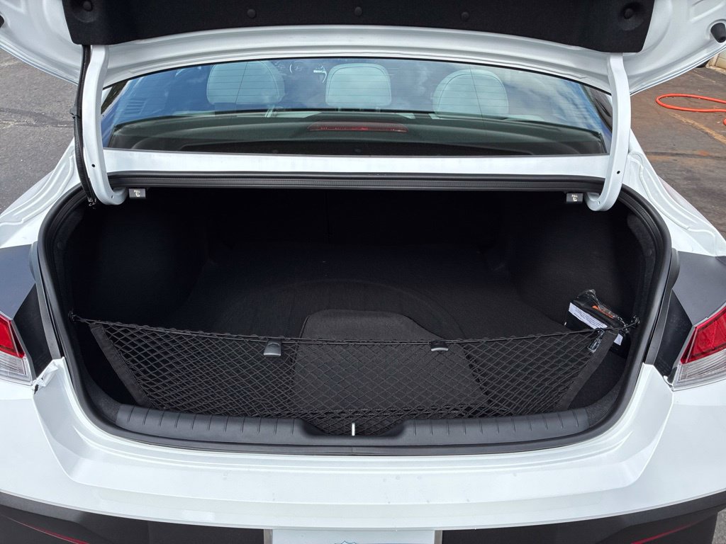 New 2026 Hyundai Elantra SEL Sport FWD image 11