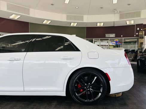 Used 2023 Chrysler 300 C RWD image 14