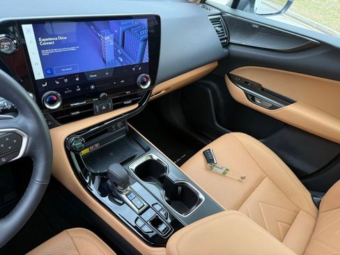 Certified 2025 Lexus NX 450h+ AWD w/ Luxury Package image 35