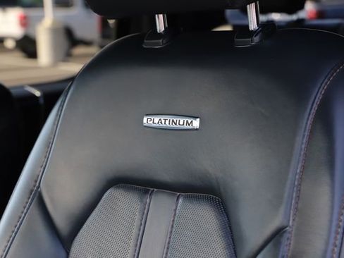 Used 2022 Ford F350 Platinum image 18