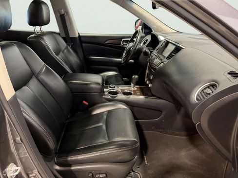 Used 2016 Nissan Pathfinder SL w/ SL Premium Package AWD/4WD image 28