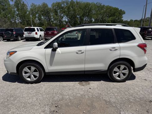 Used 2016 Subaru Forester 2.5i Limited w/ Popular Package #2 AWD/4WD image 6