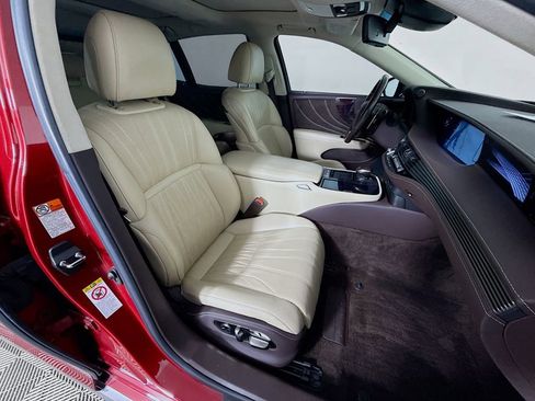 Used 2018 Lexus LS 500 AWD w/ Luxury Package image 30