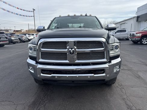 Used 2016 RAM 3500 Laramie Longhorn image 9
