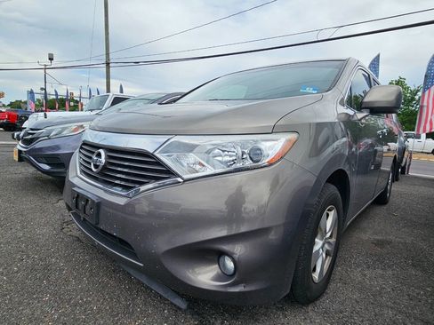 Used 2014 Nissan Quest SV FWD image 1