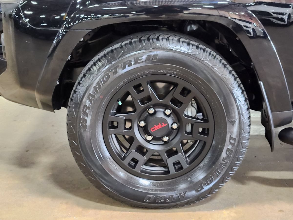 Used 2022 Toyota 4Runner SR5 RWD image 27