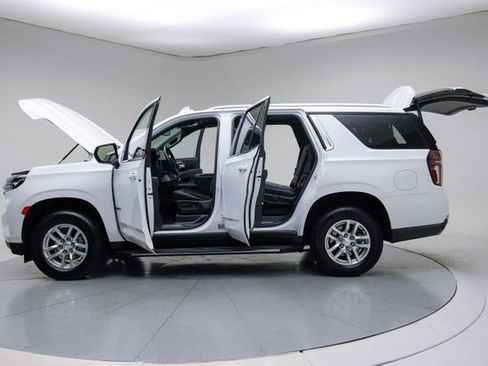 Used 2024 Chevrolet Tahoe LT AWD/4WD image 19