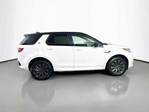 Used 2020 Land Rover Discovery Sport SE R-Dynamic image 5