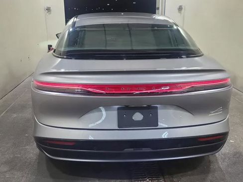 Used 2024 Lucid Air Touring image 3