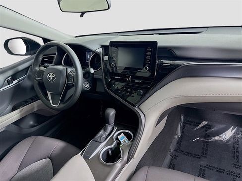 Used 2021 Toyota Camry LE w/ Carpet Mat Package (TMS) image 26