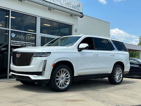 Used 2024 Cadillac Escalade Premium Luxury w/ Performance Package AWD/4WD image 4