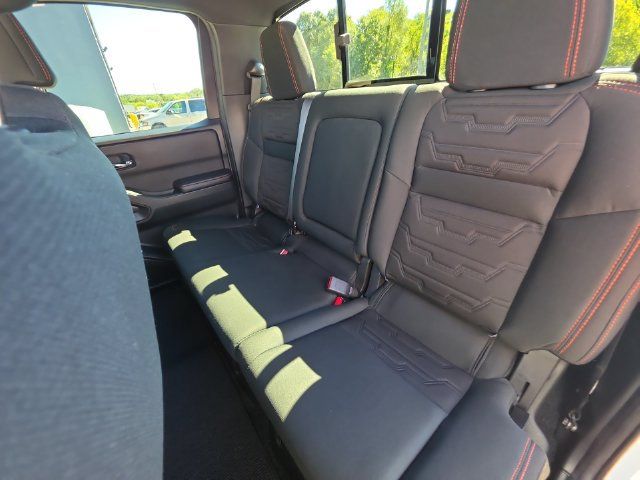 Certified 2025 Nissan Frontier PRO-4X w/ Tow Package AWD/4WD image 22