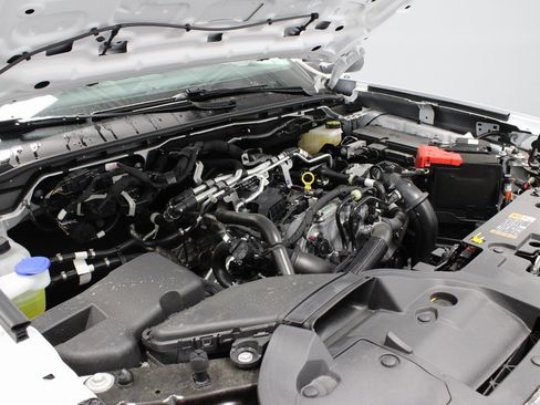 Certified 2025 Ford Ranger XLT w/ Equipment Group 301A High image 19