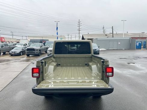 New 2026 Jeep Gladiator Sport AWD/4WD image 24