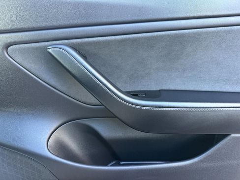 Used 2019 Tesla Model 3 Mid Range image 19