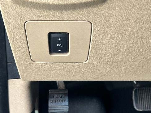 Used 2016 Ford F150 Lariat w/ Equipment Group 502A Luxury image 27