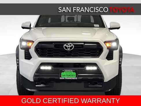 Certified 2025 Toyota Tacoma TRD Off-Road image 8