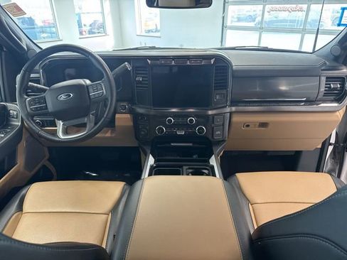 Used 2024 Ford F250 Lariat w/ Chrome Package image 37