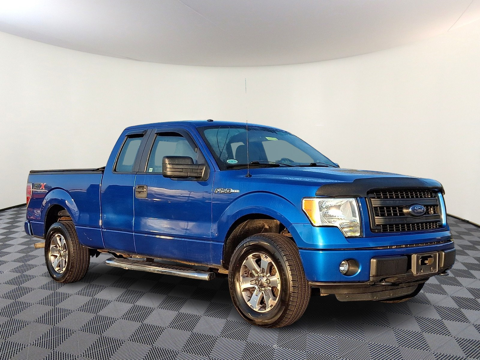 Used 2014 Ford F150 STX w/ Equipment Group 201A Mid AWD/4WD image 1