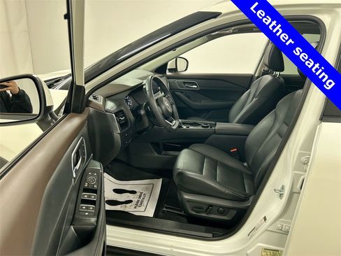 Used 2021 Nissan Rogue SL image 13