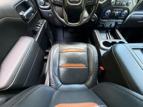 Used 2020 GMC Sierra 1500 AT4 w/ AT4 Premium Package AWD/4WD image 19