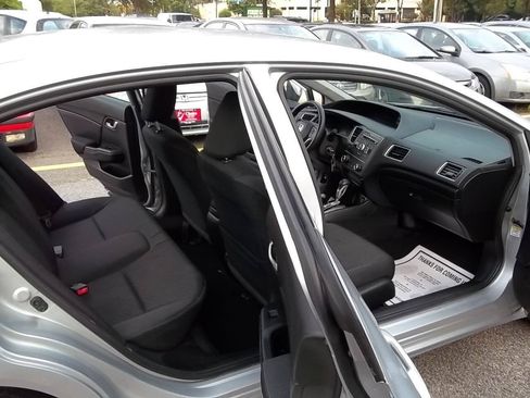 Used 2015 Honda Civic LX image 8