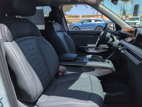 New 2026 Kia EV9 Wind AWD/4WD image 29