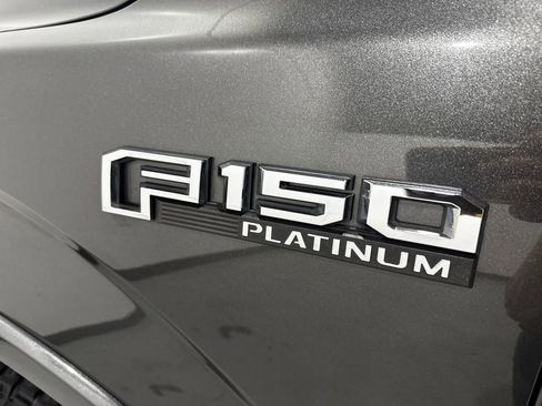 Used 2015 Ford F150 Platinum w/ Equipment Group 701A Luxury image 30