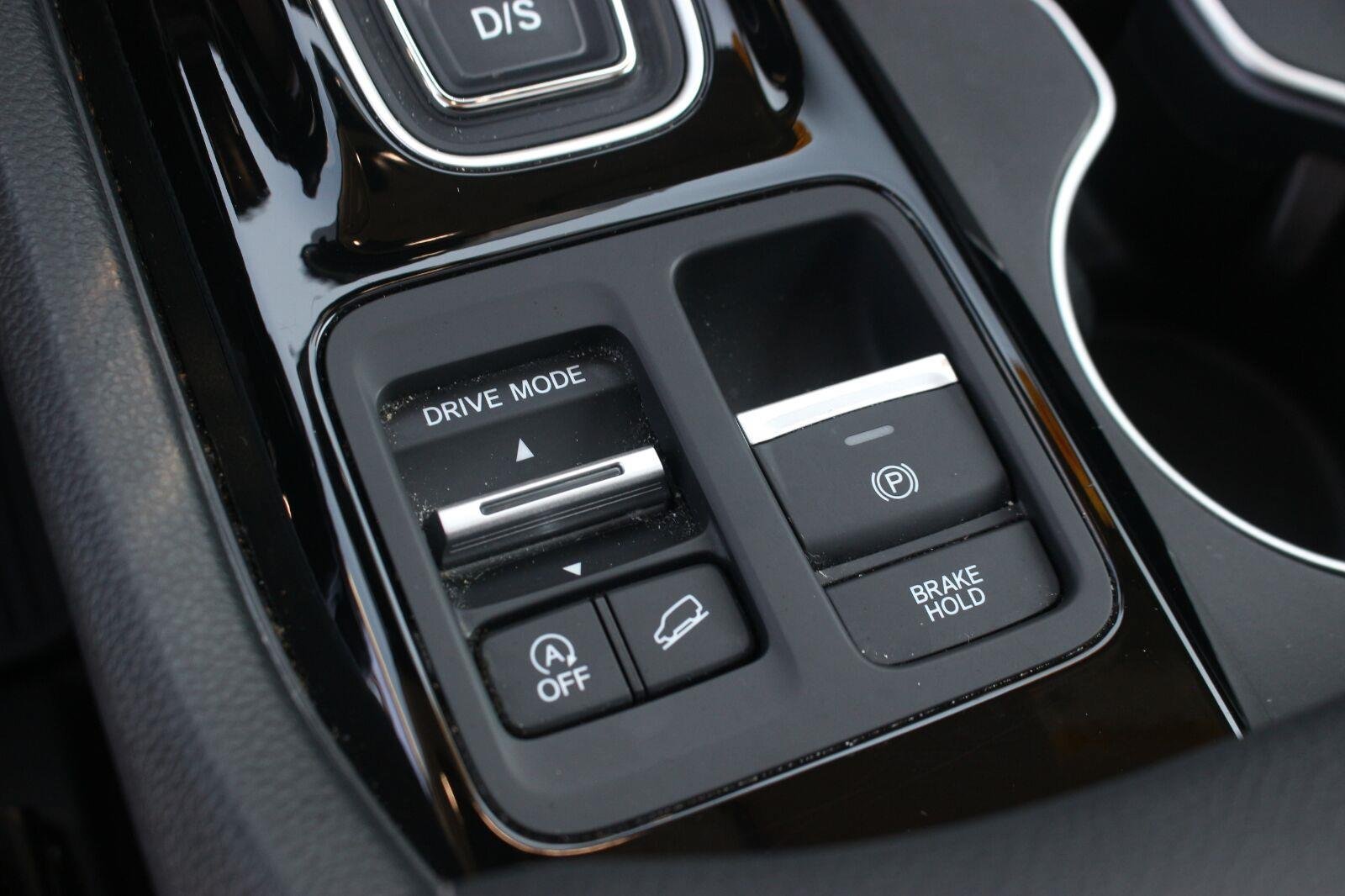 Used 2024 Honda Pilot Touring image 26