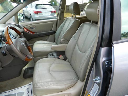 Used 2002 Lexus RX 300 4WD image 12