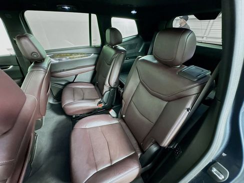 Used 2020 Cadillac XT6 Premium Luxury image 26