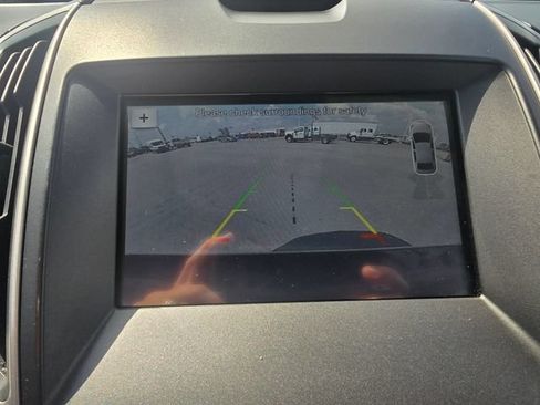 Used 2018 Ford Edge SEL w/ Equipment Group 201A FWD image 22