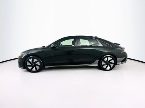Used 2023 Hyundai Ioniq 6 SE w/ Cargo Package RWD image 4