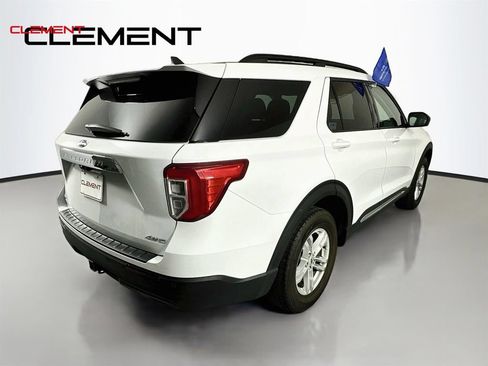 Used 2021 Ford Explorer XLT w/ Class III Trailer Tow Package AWD/4WD image 8