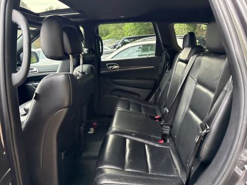 Used 2018 Jeep Grand Cherokee Limited w/ Trailer Tow Group IV AWD/4WD image 13