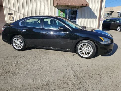 Used 2014 Nissan Maxima 3.5 SV w/ Sport Package image 11