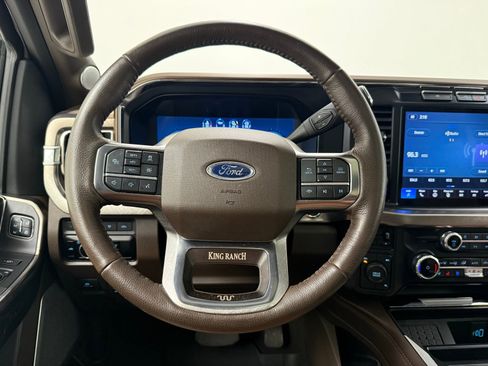 Used 2023 Ford F350 King Ranch w/ Chrome Package image 30
