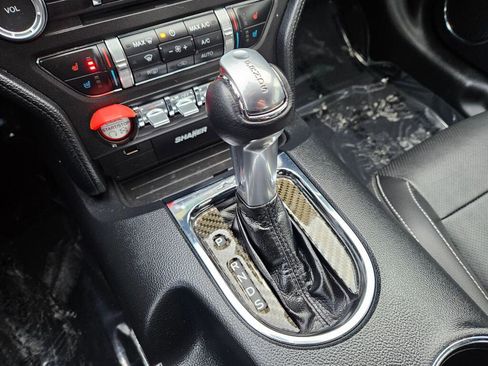 Used 2017 Ford Mustang Premium w/ Ecoboost Performance Package image 23