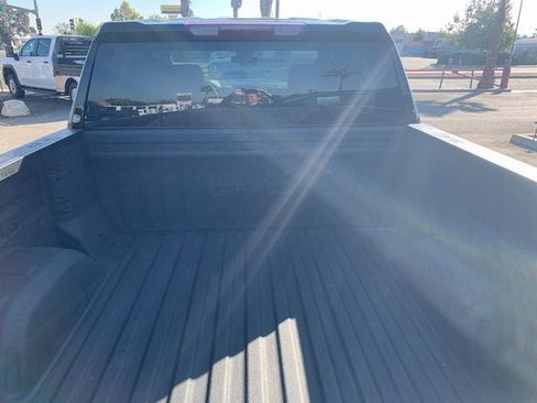 New 2025 GMC Sierra 1500 Elevation image 4